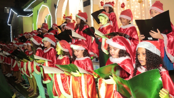 Cantata de natal emociona a todos