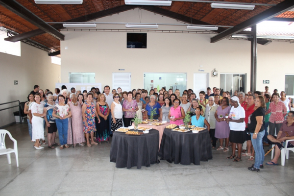 Dia da Mulher é comemorado com alegria e surpresas no Núcleo Vida Saudável