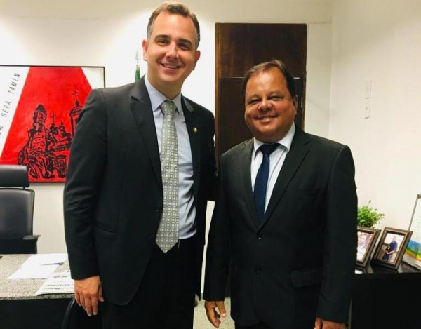 Prefeito visita gabinete do Senador Rodrigo Pacheco em Brasília