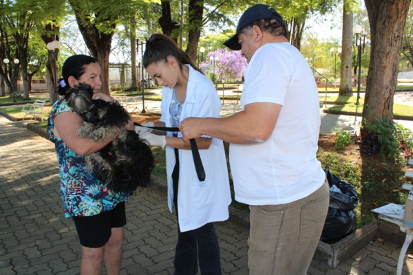 Prefeitura através da Secretaria de Saúde realiza vacinação antirrábica no Município