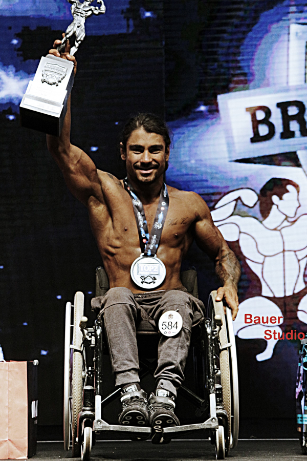 Atleta painense é destaque em competição de fisiculturismo